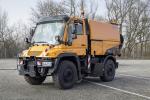 Mercedes-Benz Unimog U400 Road Service 2000 года